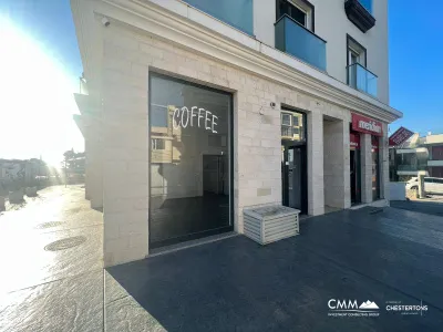 Gewerbefläche für Geschäft im Zentrum von Bar